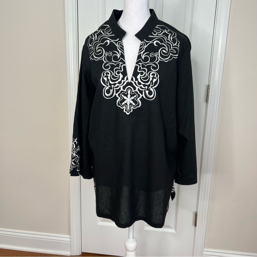 ! Travel Smith Women's Embroidered 3/4 Sleeve Linen Blouse